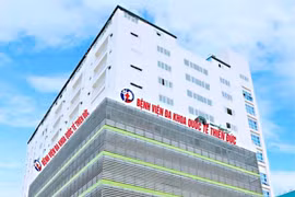 Tích cực ứng dụng công nghệ trong quản lý vận hành và phát triển đầu tư nâng cao chất lượng khám, chữa bệnh