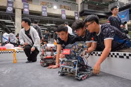 LSTS chinh phục VEX World Championship 2026 