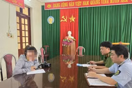 Chèo kéo, ép khách chụp ảnh tại khu du lịch biển Sầm Sơn: Một người bị xử phạt 