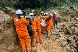 129 thôn, bản lõm sóng được cấp điện