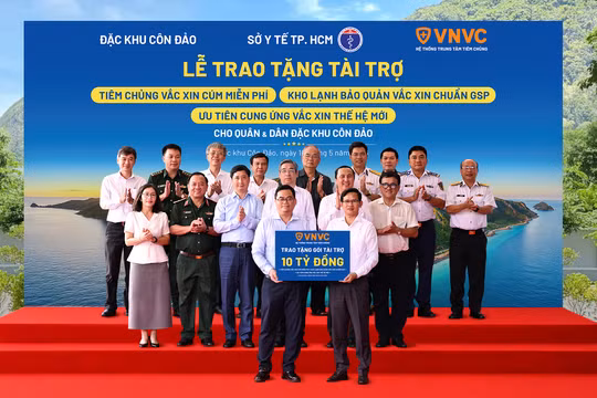 VNVC trao gói tài trợ hơn 10 tỷ đồng, miễn phí vắc xin cúm 3 năm, tặng kho bảo quản hiện đại cho Côn Đảo