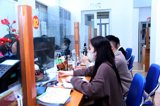 Năm 2026, người hưởng bảo hiểm thất nghiệp làm thủ tục trực tuyến thế nào?