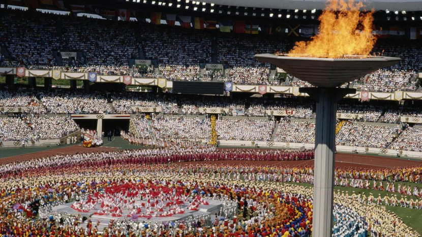 Thế vận hội Seoul năm 1988, Triều Tiên cố gắng vận động các nước đồng minh tẩy chay nhưng đã thất bại. Thế vận hội Seoul năm 1988, Triều Tiên cố gắng vận động các nước đồng minh tẩy chay nhưng đã thất bại.