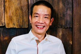 Nhạc sĩ Nguyễn Vĩnh Tiến trở thành y sĩ 