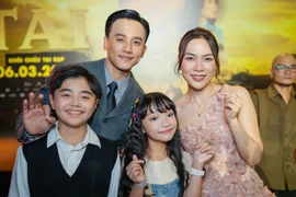 Phim “Tài”: Mai Tài Phến đa năng, Mỹ Tâm duyên dáng