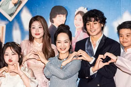 Xem “Hẹn em ngày nhật thực”: Day dứt của mối tình đầu