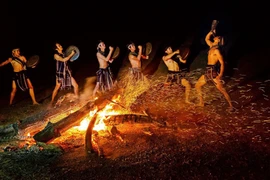 Nhớ chuyến đi năm xưa đón Giao thừa ở thị trấn Lâm Hà