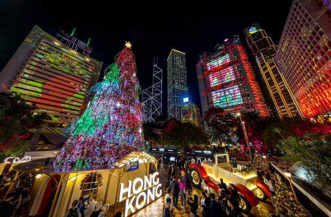 Không khí lễ hội đón năm mới 2026 tại Hong Kong. Ảnh: HKTB