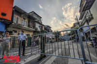 [ẢNH] Cận cảnh những phút trước khi phường Văn Miếu cách ly y tế toàn bộ đến 4/9