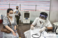 [ẢNH] Hà Nội trưng dụng nhà thi đấu 2.000 chỗ làm điểm tiêm vaccine Covid-19