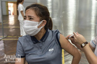 [ẢNH] Hà Nội trưng dụng nhà thi đấu 2.000 chỗ làm điểm tiêm vaccine Covid-19