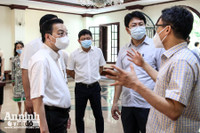 [ẢNH] Lịch trình dày đặc trong buổi kiểm tra chống dịch Covid-19 của Phó Thủ tướng Vũ Đức Đam tại Hà Nội