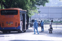 [ẢNH] Lịch trình dày đặc trong buổi kiểm tra chống dịch Covid-19 của Phó Thủ tướng Vũ Đức Đam tại Hà Nội