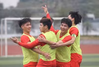 [ẢNH] Loạt trận vòng 1/8 lúc 13h30 ngày 20-1