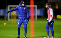 [ẢNH] Vừa đến Chelsea, HLV Tuchel lao ngay vào việc