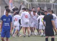 [ẢNH] Loạt trận vòng 1/8 lúc 13h30 ngày 20-1