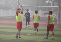 [ẢNH] THPT Phúc Lợi vào bán kết sau trận đấu nghẹt thở với THPT Marie Curie