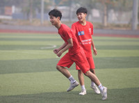 [ẢNH] Thắng tưng bừng, THPT Phùng Khắc Khoan giành vé vào bán kết