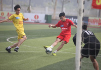 [ẢNH] Thắng tưng bừng, THPT Phùng Khắc Khoan giành vé vào bán kết