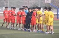 [ẢNH] Thắng tưng bừng, THPT Phùng Khắc Khoan giành vé vào bán kết