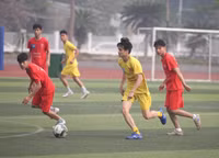 [ẢNH] Thắng tưng bừng, THPT Phùng Khắc Khoan giành vé vào bán kết