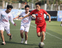 [ẢNH] THPT Hoàng Mai vào chung kết sau màn rượt đuổi tỉ số nghẹt thở