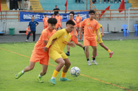 Ép sân cả trận, THPT Ngô Gia Tự HĐ dừng bước trong tiếc nuối