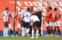 [ẢNH] Hàng thủ M.U đã 