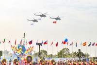 Mãn nhãn với màn trình diễn của máy bay Su-30MK2 tại Lễ khai mạc Triển lãm Quốc phòng quốc tế 2024