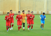 [ẢNH] Công Phượng tươi rói khi trở lại ĐT Việt Nam