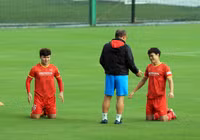 [ẢNH] Công Phượng tươi rói khi trở lại ĐT Việt Nam