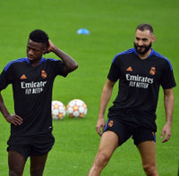 [ẢNH] Ronaldo, Messi và những chân sút xuất sắc nhất lịch sử cúp C1