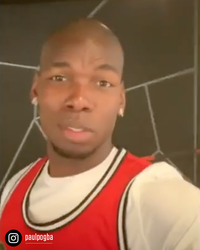 [ẢNH] Các sao bóng đá đua nhau cạo trọc đầu