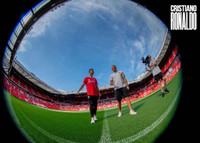 Bộ ảnh mới đẹp lung linh của Ronaldo ở sân Old Trafford