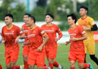 [ẢNH] Công Phượng tươi rói khi trở lại ĐT Việt Nam