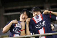 Messi, Neymar và Mbappe gây sốt ở Nhật Bản