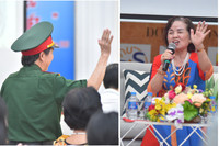 Cái bắt tay đặc biệt giữa người cựu binh 50 năm trước với thế hệ trẻ Công an Thủ đô hôm nay