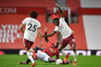 [ẢNH] Paul Pogba đã báo hại M.U như thế nào trước Arsenal?