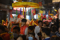 Cận cảnh lễ hội độc đáo rước “ông lợn” khổng lồ đầu Xuân Quý Mão tại Hà Nội