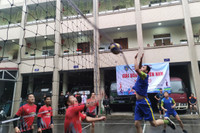 Chiến sỹ Cảnh sát cơ động Thủ đô tranh tài đấu bóng chuyền đầu Xuân Quý Mão