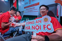 Cổ động viên Câu lạc bộ Bóng đá Công an Hà Nội hào hứng tham gia Hành trình 