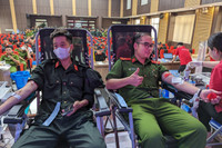 Cổ động viên Câu lạc bộ Bóng đá Công an Hà Nội hào hứng tham gia Hành trình 