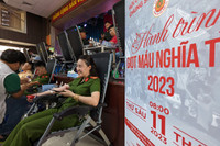 Cổ động viên Câu lạc bộ Bóng đá Công an Hà Nội hào hứng tham gia Hành trình 