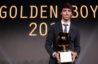 Pedri và số phận những Cậu bé Vàng trong 10 năm qua