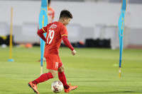 ĐT Việt Nam tập xoay tua đội hình cho AFF Cup