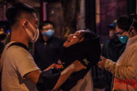 Những cảm xúc đặc biệt khó quên trong đêm khi bệnh viện Việt Đức và phố Phủ Doãn, Chân Cầm được dỡ phong tỏa