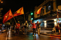 Những cảm xúc đặc biệt khó quên trong đêm khi bệnh viện Việt Đức và phố Phủ Doãn, Chân Cầm được dỡ phong tỏa