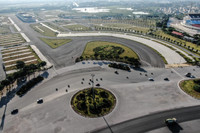 Đường đua F1 ở Hà Nội từng được mong chờ giờ nằm phơi mưa nắng...