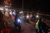 Hình ảnh khó quên khi Công an Thủ đô xuyên đêm giúp đồng bào vơi vất vả trên hành trình vạn lý về quê 