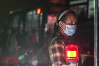 Hình ảnh khó quên khi Công an Thủ đô xuyên đêm giúp đồng bào vơi vất vả trên hành trình vạn lý về quê 